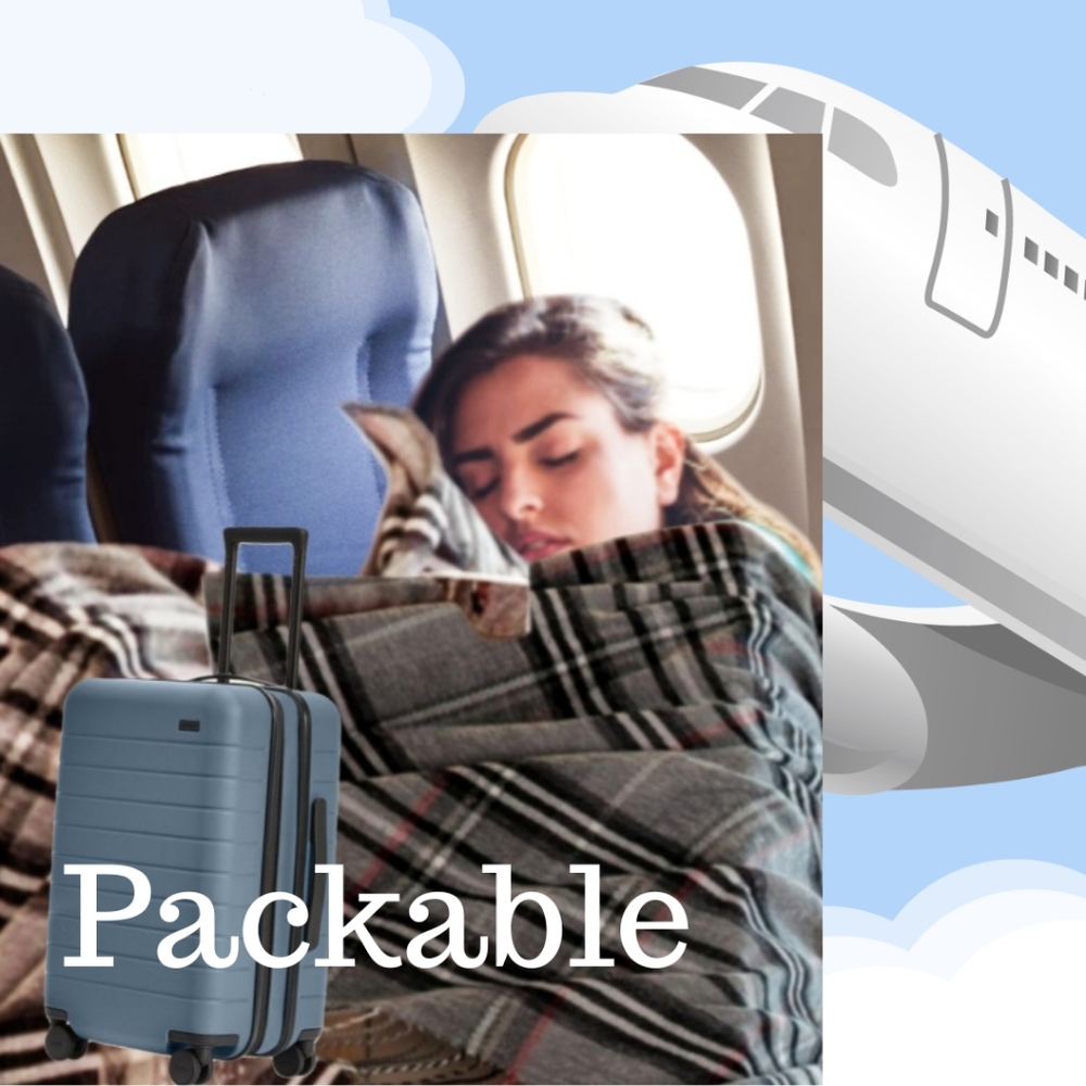 Oversized fringed packable travel blanket